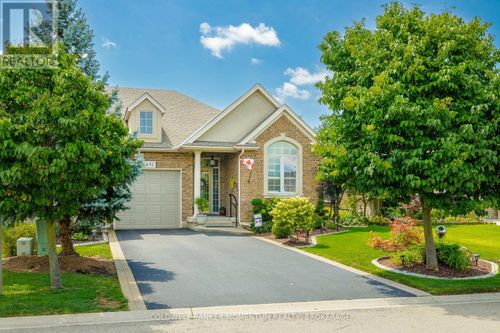 3931 Lower Coach Road, Fort Erie (Stevensville), ON, L0S1S0 | Card Image