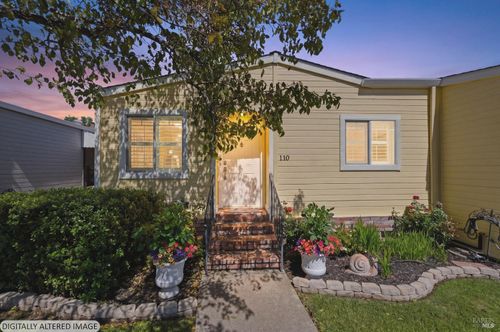 110 Falcon Crest Cir, Napa, CA, 94558-1664 | Card Image