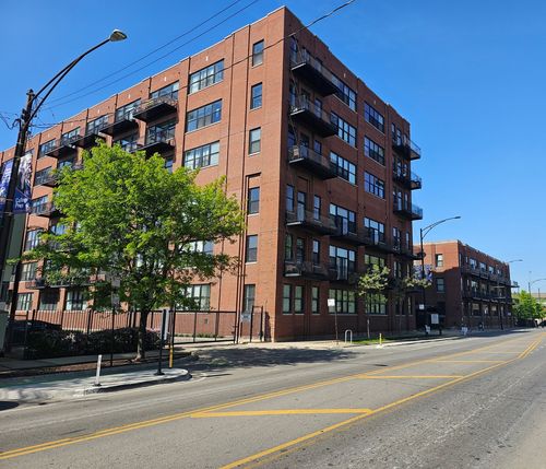 128-2323 Pershing Rd, Chicago, IL, 60609-2239 | Card Image
