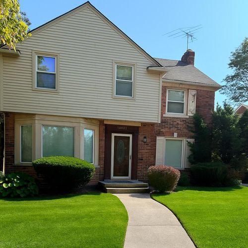 13994 Woodmont Ave, Detroit, MI, 48227-1324 | Card Image