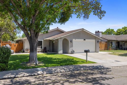 810 Joranollo Dr, Tracy, CA, 95376-4841 | Card Image