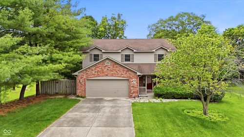 404 Tara Cir, Greenwood, IN, 46142-7702 | Card Image
