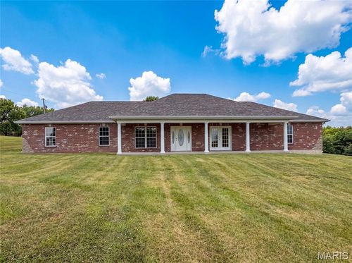 2357 Bastean Rd, Wentzville, MO, 63385-2205 | Card Image