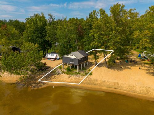 134 Ch F, L'Isle-aux-Allumettes, QC, J0X1M0 | Card Image