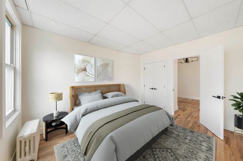 41 New St, Jersey City, NJ, 07305-2816 | Card Image