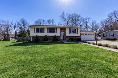 216 Bailey Ct, Princeton, IL, 61356-9026 | Card Image