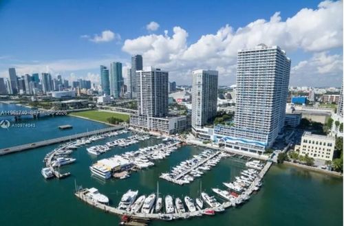apt-3451-1717 N Bayshore Dr, Miami, FL, 33132-1169 | Card Image