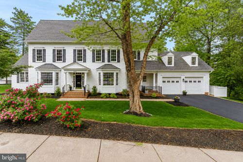 5221 Locust Ave, BETHESDA, MD, 20814-1511 | Card Image