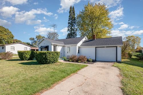 208 N Bradley St, Mt. Pleasant, MI, 48858-1277 | Card Image