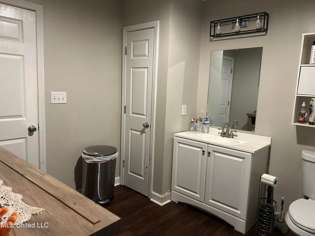 hbbathroom2 | Image 14