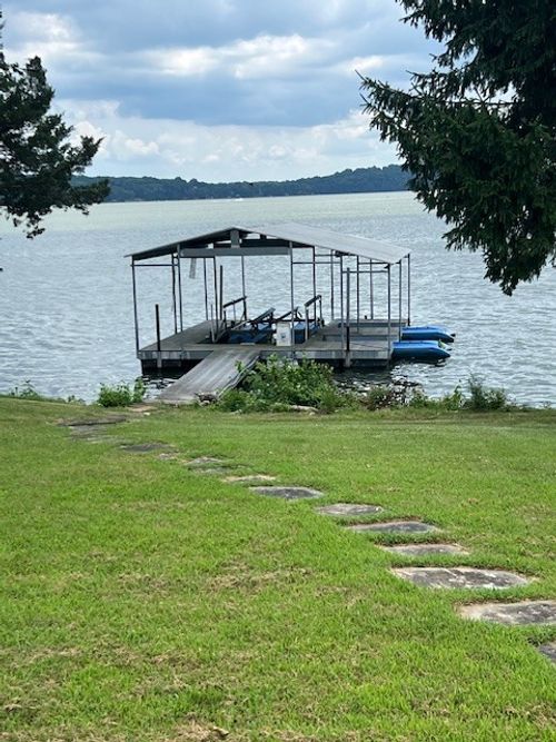 108 Governors Point Blvd, Hendersonville, TN, 37075-4064 | Card Image
