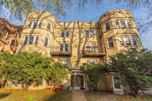2n-6327 N Rockwell St, Chicago, IL, 60659-0217 | Card Image