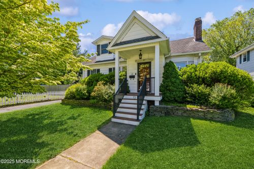 13 Poplar Ave, Fair Haven, NJ, 07704-3025 | Card Image