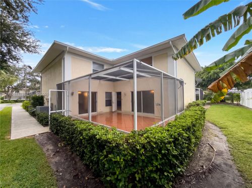 3-1538 N Lawnwood Cir, Fort Pierce, FL, 34950-6958 | Card Image