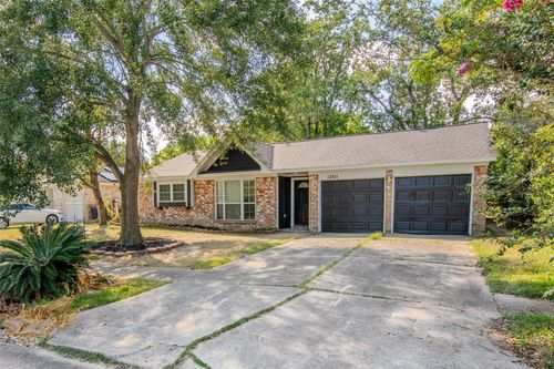 12811 Sandy Hook Dr, Houston, TX, 77089-6327 | Card Image