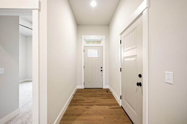 Entry | Image 6