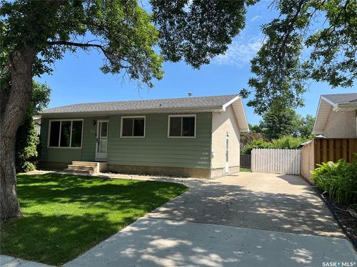 75 Walter Cres, Regina, SK, S4X1L5 | Card Image