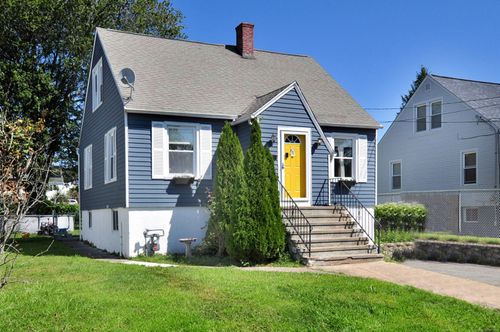 27 White Rose Ave, Waterbury, CT, 06708-4723 | Card Image