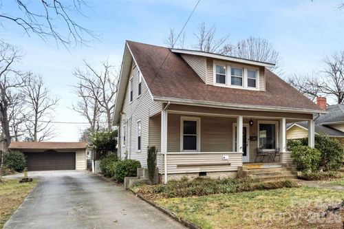 222 Yadkin Ave, Spencer, NC, 28159-2434 | Card Image