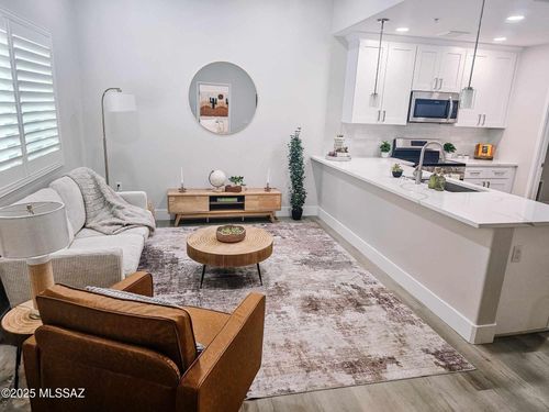 201-2030 E River Road, Tucson, AZ, 85718 | Card Image