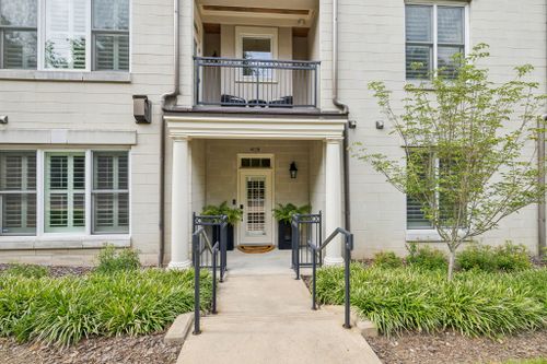 4118 Ridgefield Dr, Nashville, TN, 37205 | Card Image