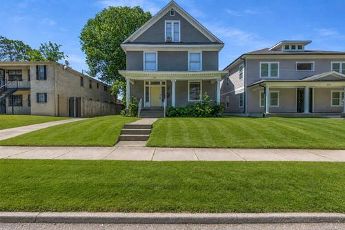 1577 Court Ave, Memphis, TN, 38104-7403 | Card Image