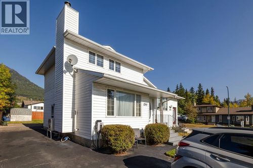 1291 Ponderosa Dr, Sparwood, BC, V0B2G2 | Card Image