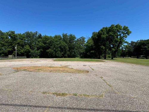 701 Tennessee St, Bolivar, TN, 38008-2441 | Card Image