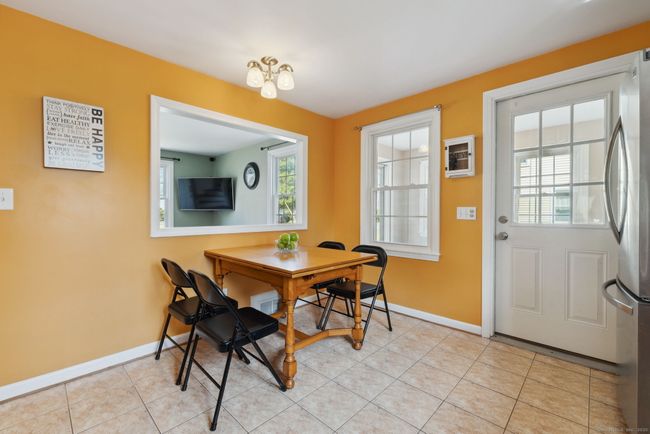 11 Fern St, House other with 4 bedrooms, 2 bathrooms and null parking in Windsor Locks CT | Image 7