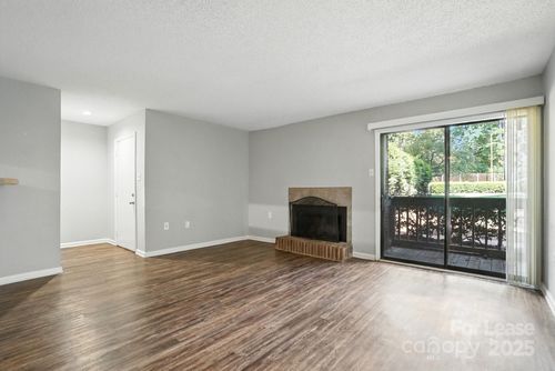 apt-m-5020 Sardis Rd, Charlotte, NC, 28270-4211 | Card Image