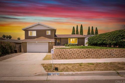 310 Michele Dr, Vista, CA, 92084-3047 | Card Image