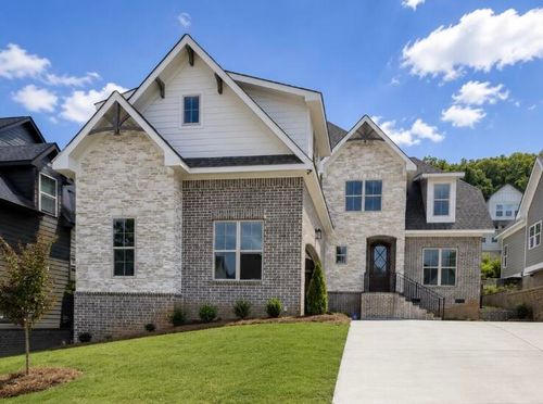 9892 Trestle Cir, Ooltewah, TN, 37363-1451 | Card Image