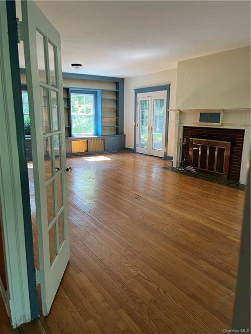 25 Whittier Rd, Blauvelt, NY, 10913-1125 | Card Image