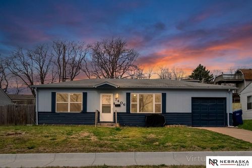 7406 S 69th St, La Vista, NE, 68128-2088 | Card Image