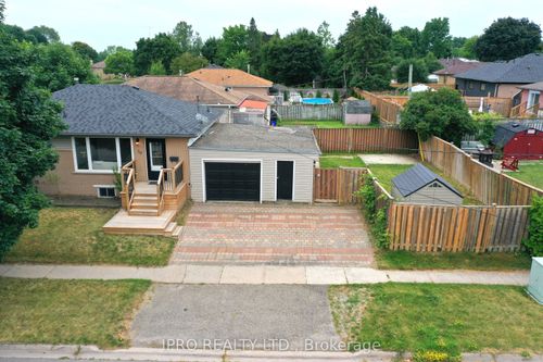 70 Raylawn Cres, Georgetown, ON, L7G4M9 | Card Image