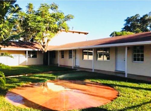 apt-4-1800 Miami Rd, Fort Lauderdale, FL, 33316-3572 | Card Image