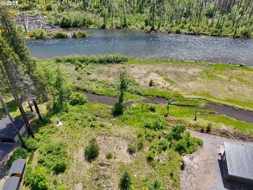 52958 Mckenzie Hwy, Blue River, OR, 97413-9739 | Card Image