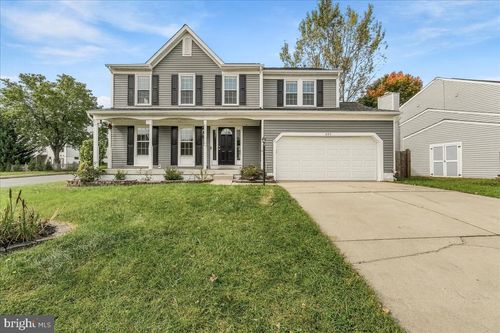 623 Angelwing Ln, FREDERICK, MD, 21703-2205 | Card Image