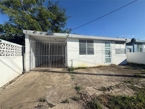 LL-18 Jardines De Palmarejo, CANOVANAS, PR, 00729 | Card Image