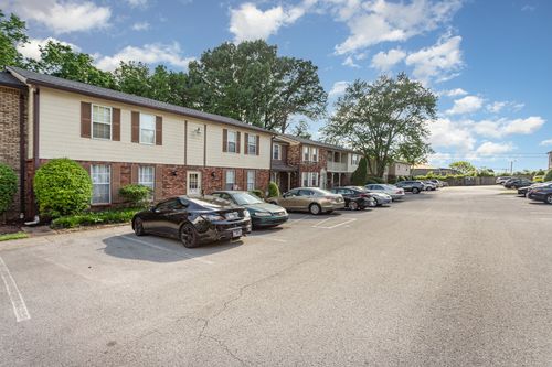 938 Coarsey Dr, Nashville, TN, 37217-2136 | Card Image