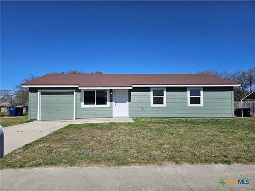 827 Michelle Dr, Copperas Cove, TX, 76522-1235 | Card Image