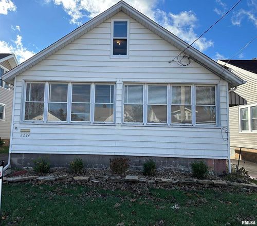 2224 W Barker Ave, West Peoria, IL, 61604-5514 | Card Image