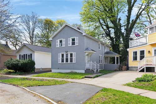 89 Mount Vernon Ave, Rochester, NY, 14620-2157 | Card Image