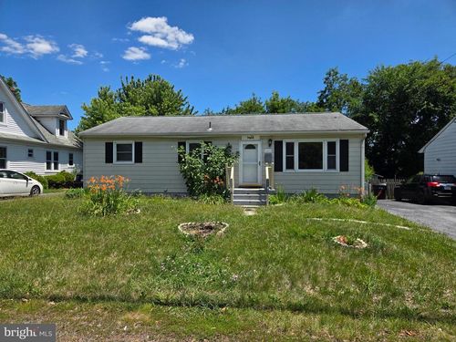 1033 Allen Dr, WINCHESTER, VA, 22601-5831 | Card Image