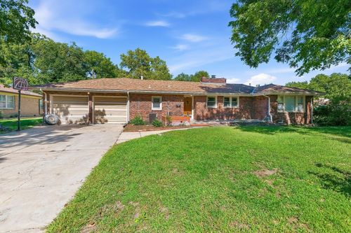 2624 E Clover, Wichita, KS, 67216 | Card Image