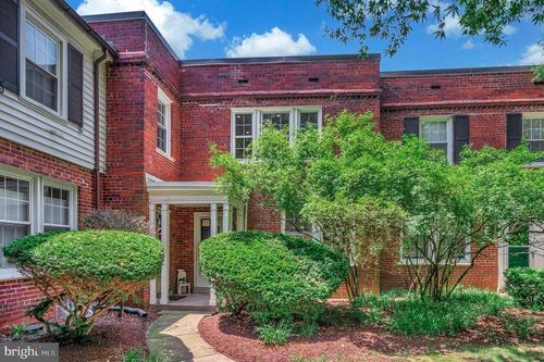 apt-696-2600 16th St S, ARLINGTON, VA, 22204-4949 | Card Image