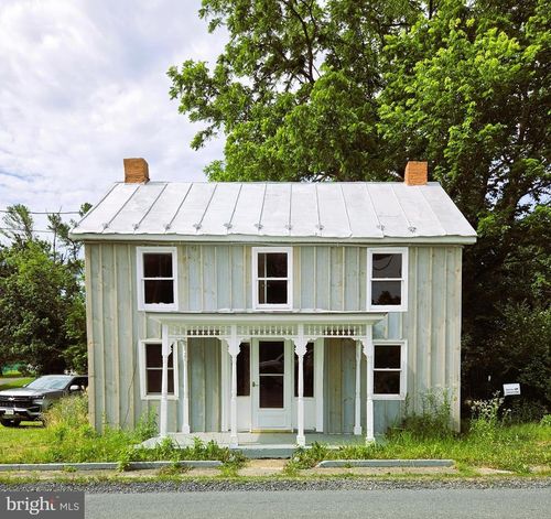 2042 Brucetown Rd, CLEAR BROOK, VA, 22624-1206 | Card Image