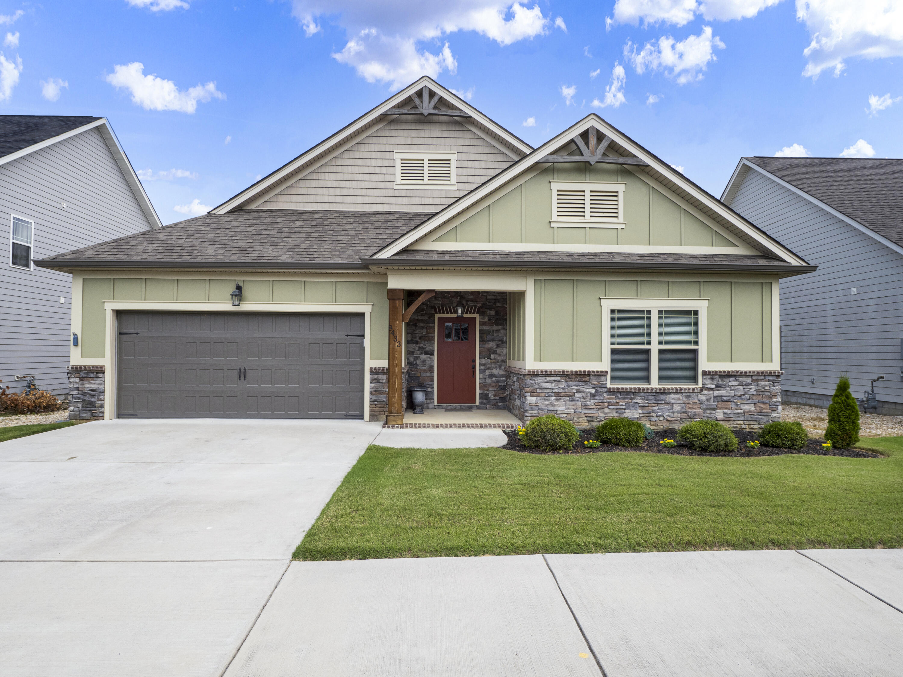 Cherrybark Ln, Ooltewah, TN 37363