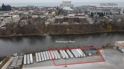 631 S Commerce Street, Sheboygan, WI, 53081 | Card Image