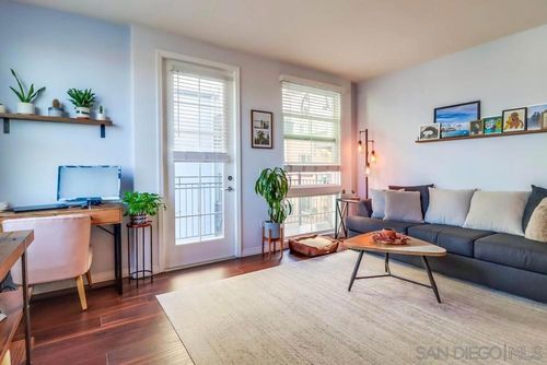 415-3957 30th St, San Diego, CA, 92102 | Card Image
